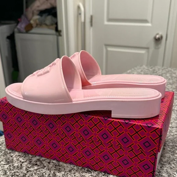 Tory Burch Eleanor Slides in “Petunia” - Picture 8 of 8